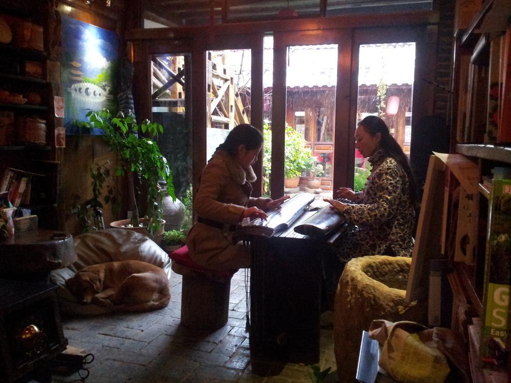 Lazy Tiger Inn Lijiang  Zewnętrze zdjęcie